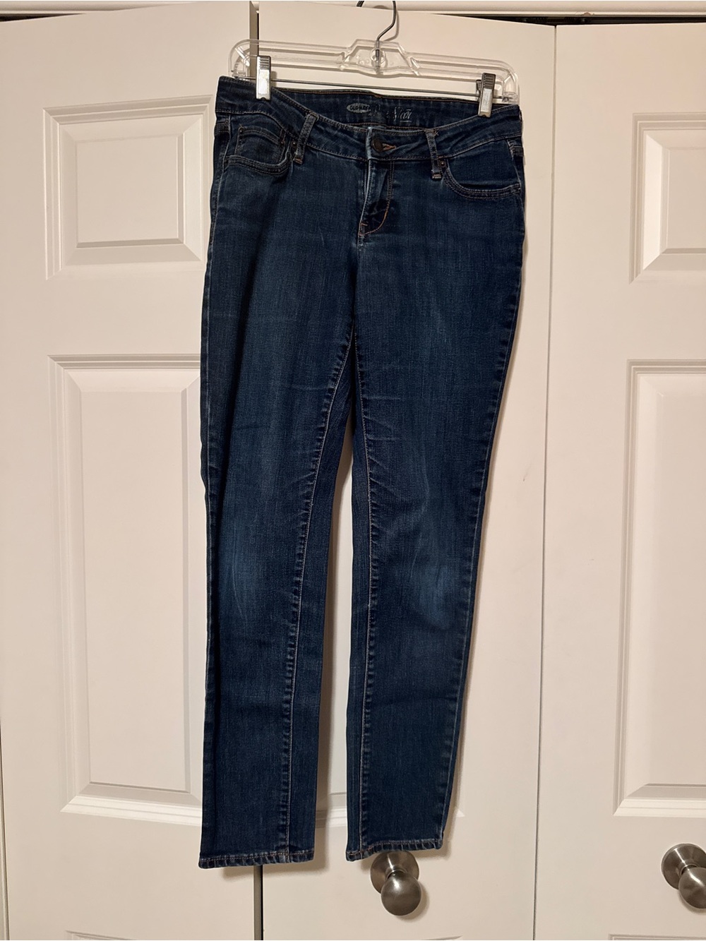 Old Navy Dark Blue Skinny Jeans Size 6